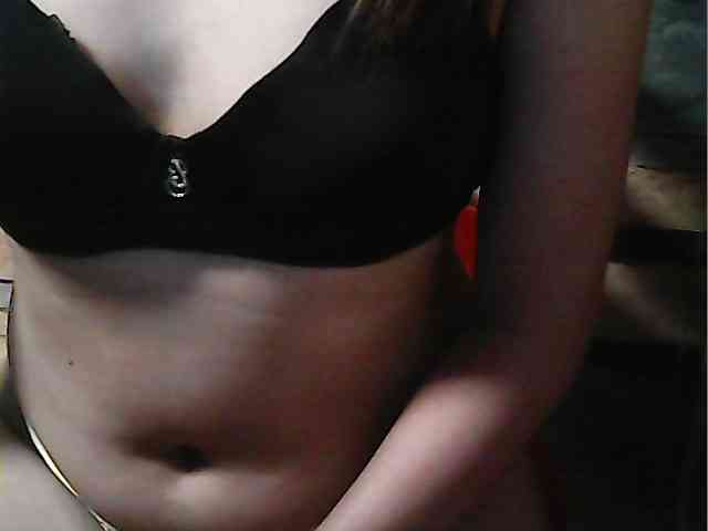 HornyNica webcam