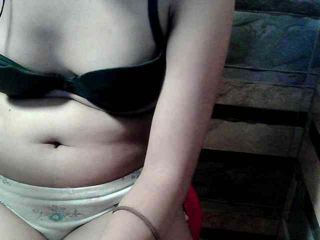 HornyNica webcam