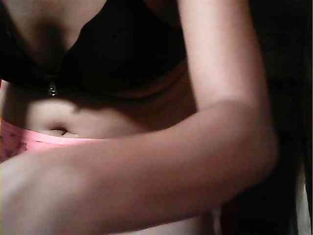 HornyNica webcam