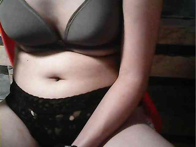 HornyNica webcam