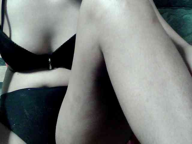 HornyNica webcam