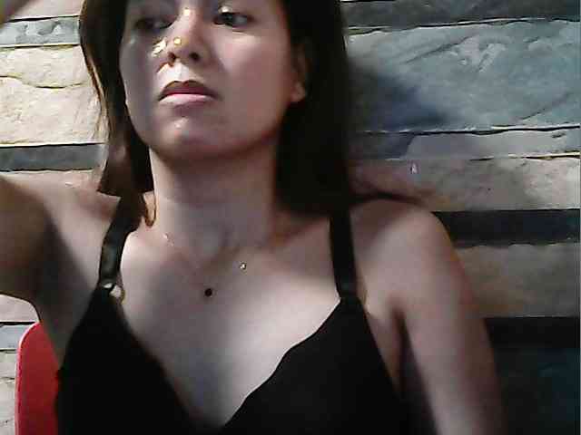 HornyNica webcam