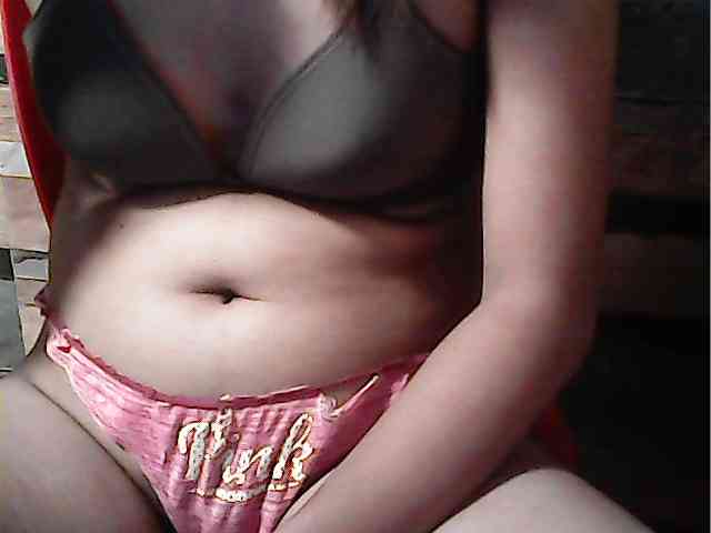 HornyNica webcam