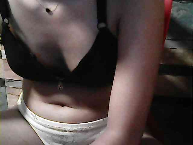 HornyNica webcam