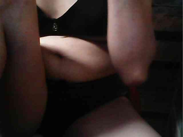 HornyNica webcam