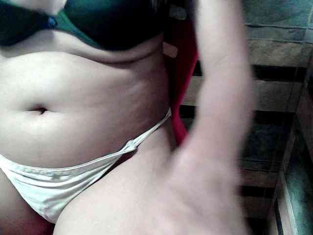 HornyNica webcam