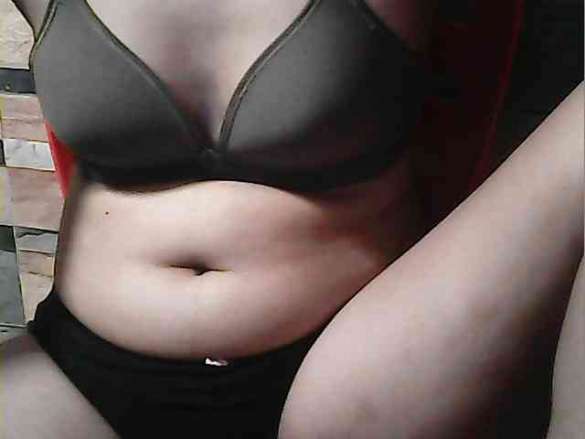 HornyNica webcam