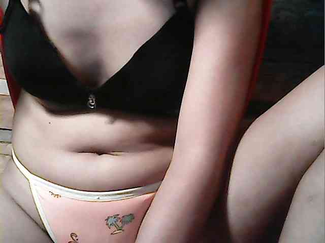 HornyNica webcam