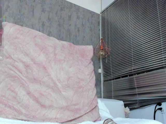 Nahomidi-bello's BongaCams show and profile