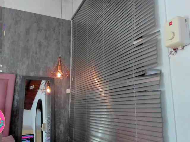 Nahomidi-bello webcam