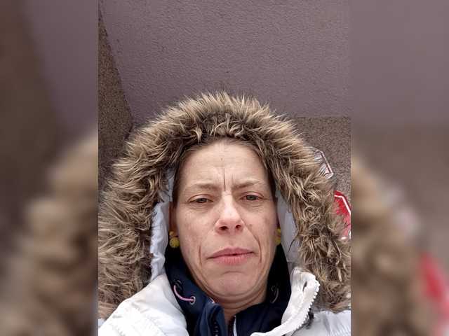 diana-oakes-CZ's BongaCams show and profile