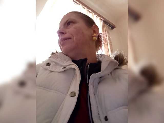 diana-oakes-CZ's BongaCams show and profile