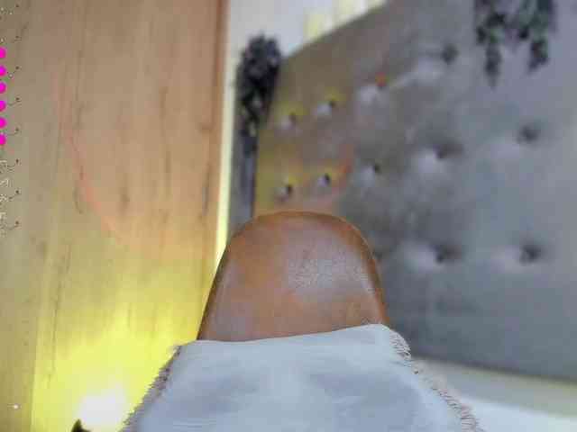 SaraMashmeloo webcam