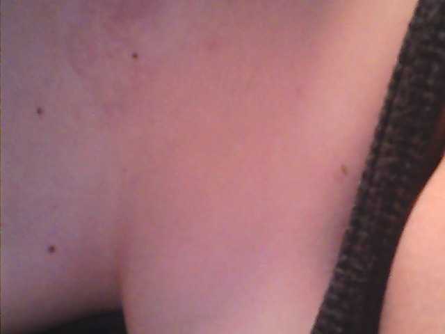 lovelyshantal's BongaCams show and profile