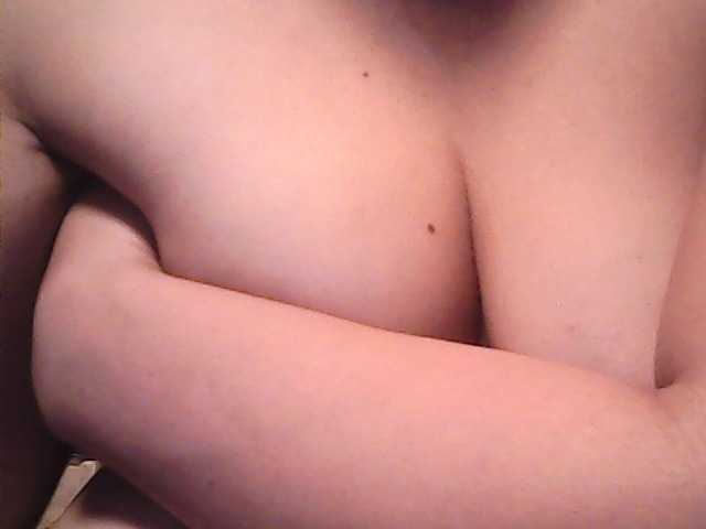 lovelyshantal's BongaCams show and profile