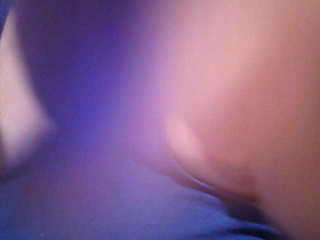 lovelyshantal's BongaCams show and profile