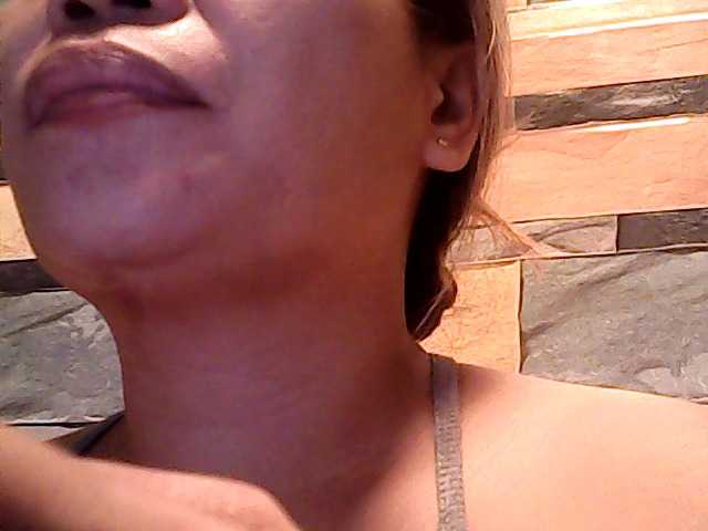 lovelyshantal's BongaCams show and profile