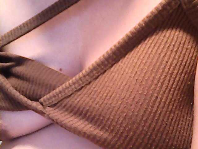 lovelyshantal's BongaCams show and profile