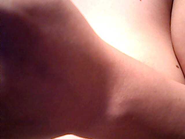 lovelyshantal's BongaCams show and profile