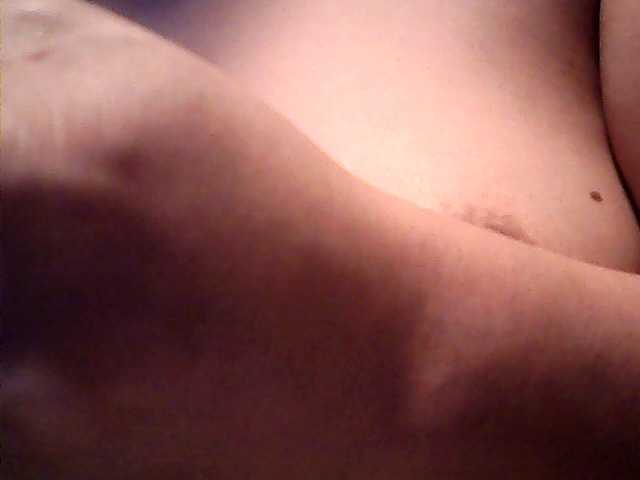 lovelyshantal's BongaCams show and profile