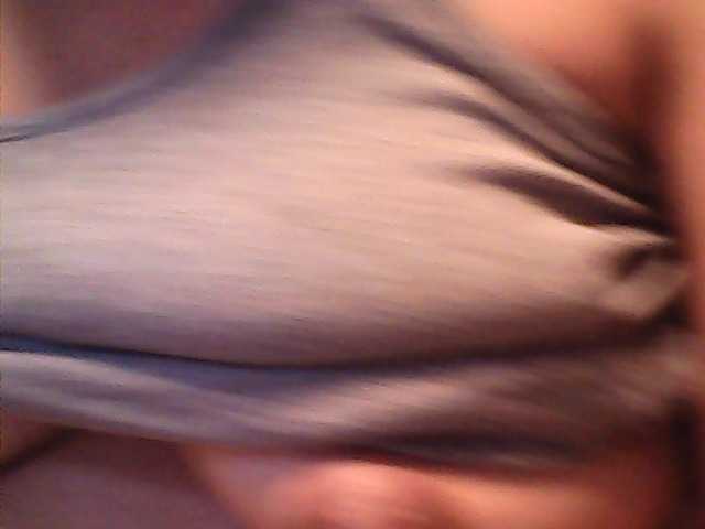 lovelyshantal's BongaCams show and profile