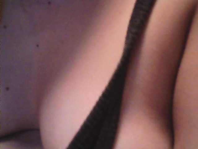 lovelyshantal's BongaCams show and profile