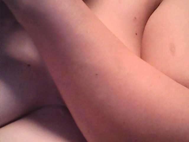 lovelyshantal's BongaCams show and profile