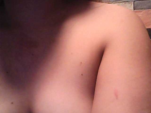 lovelyshantal webcam