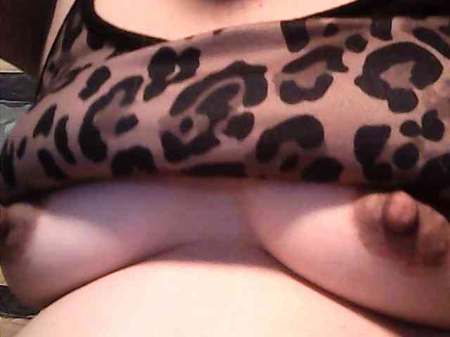 lovelyshantal webcam