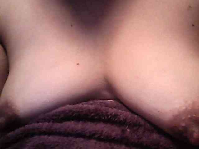 lovelyshantal webcam