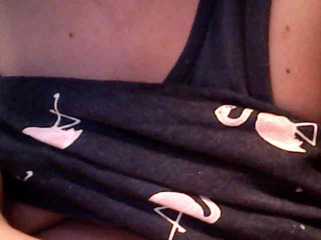 lovelyshantal webcam