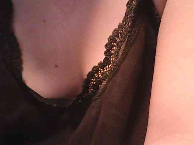 lovelyshantal webcam