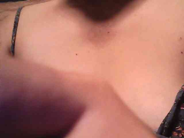 lovelyshantal webcam