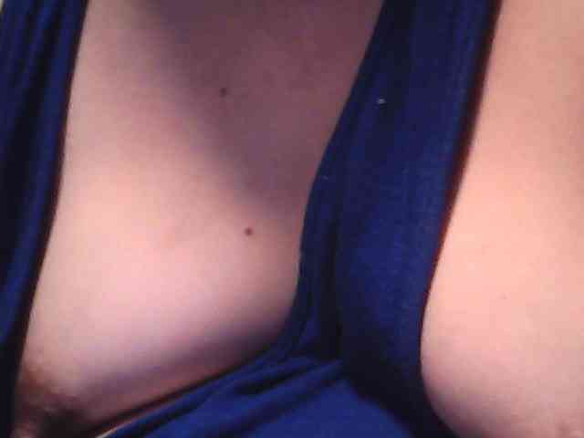 lovelyshantal webcam