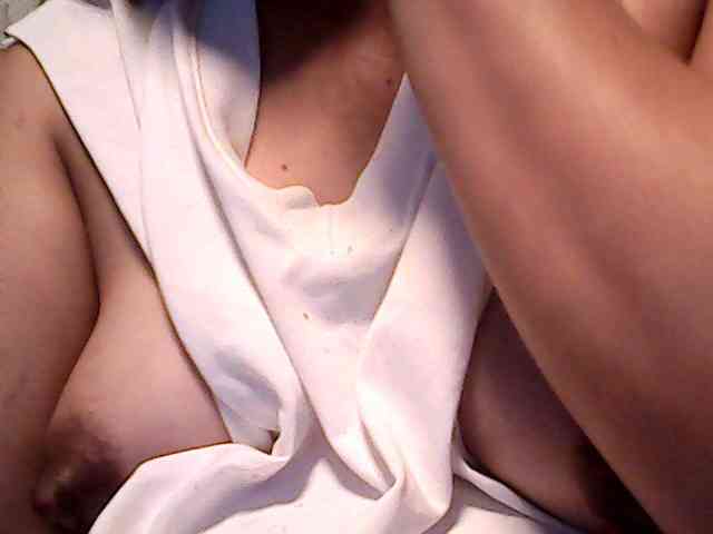 lovelyshantal webcam