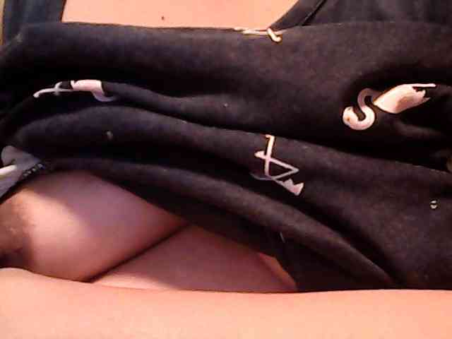 lovelyshantal webcam