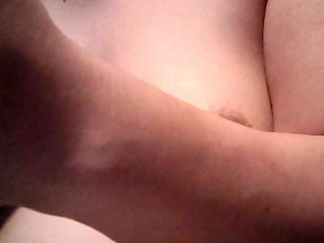 lovelyshantal webcam