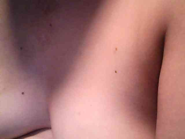 lovelyshantal webcam