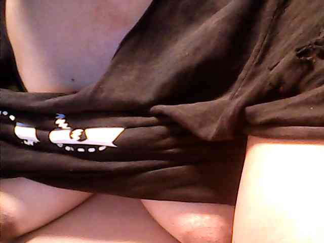 lovelyshantal webcam