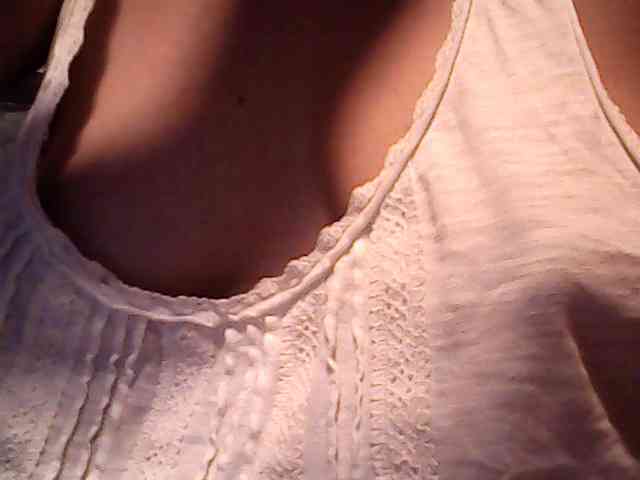 lovelyshantal webcam