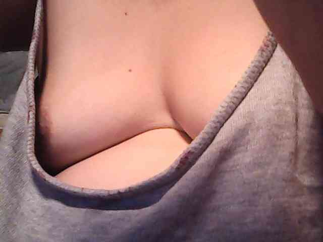 lovelyshantal webcam