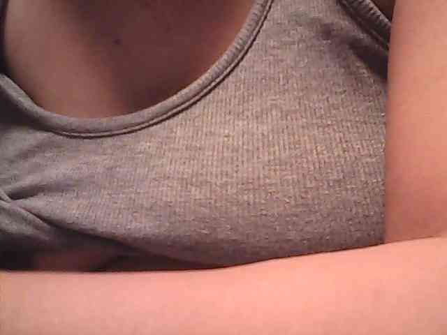 lovelyshantal webcam