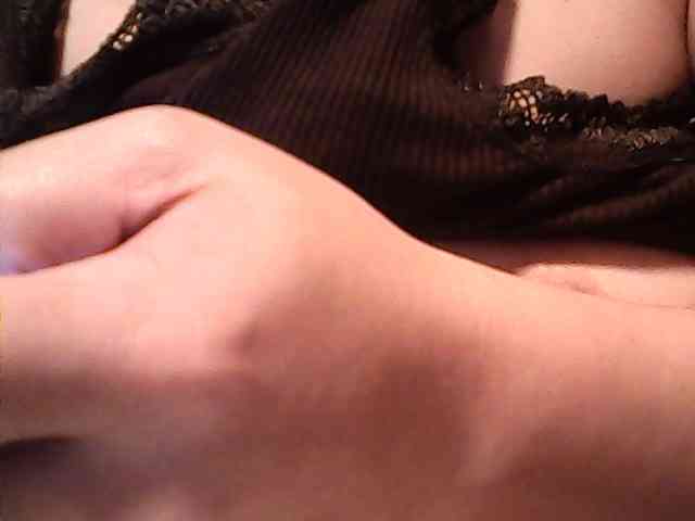 lovelyshantal webcam