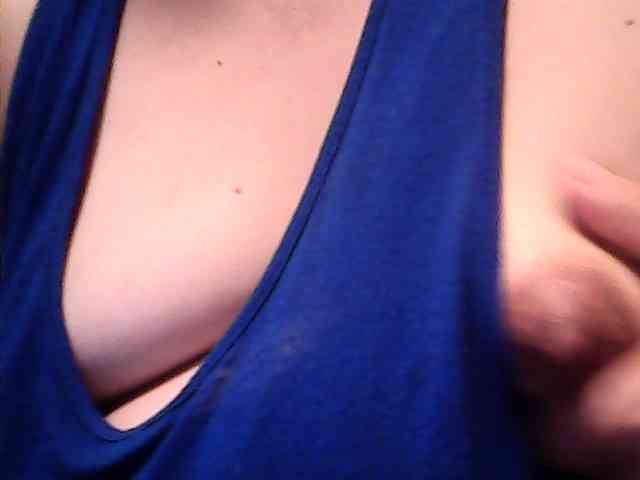 lovelyshantal webcam