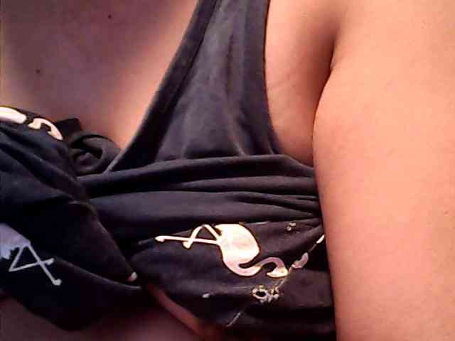 lovelyshantal webcam