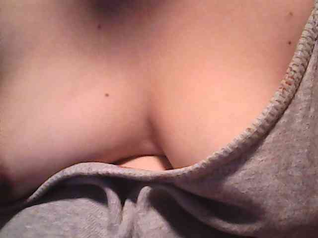 lovelyshantal webcam