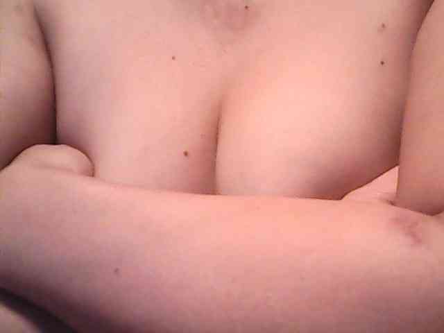 lovelyshantal webcam