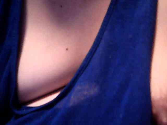 lovelyshantal webcam