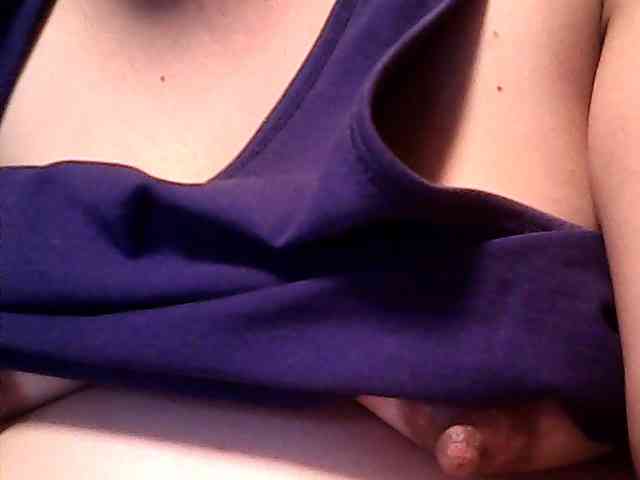 lovelyshantal Live Webcam on {site_name}