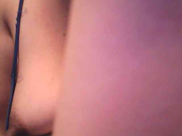 lovelyshantal webcam